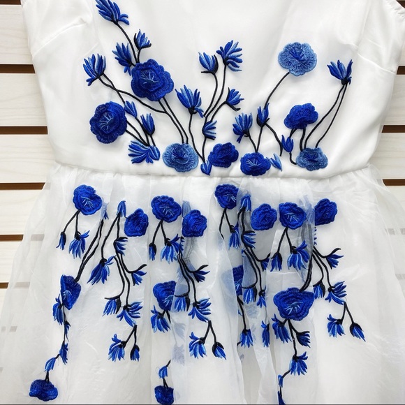 Chi Chi London White Dress with Blue Flowers - Picture 5 of 8